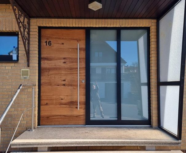 Haustueren-in-Holz-und-Holz-Alu1